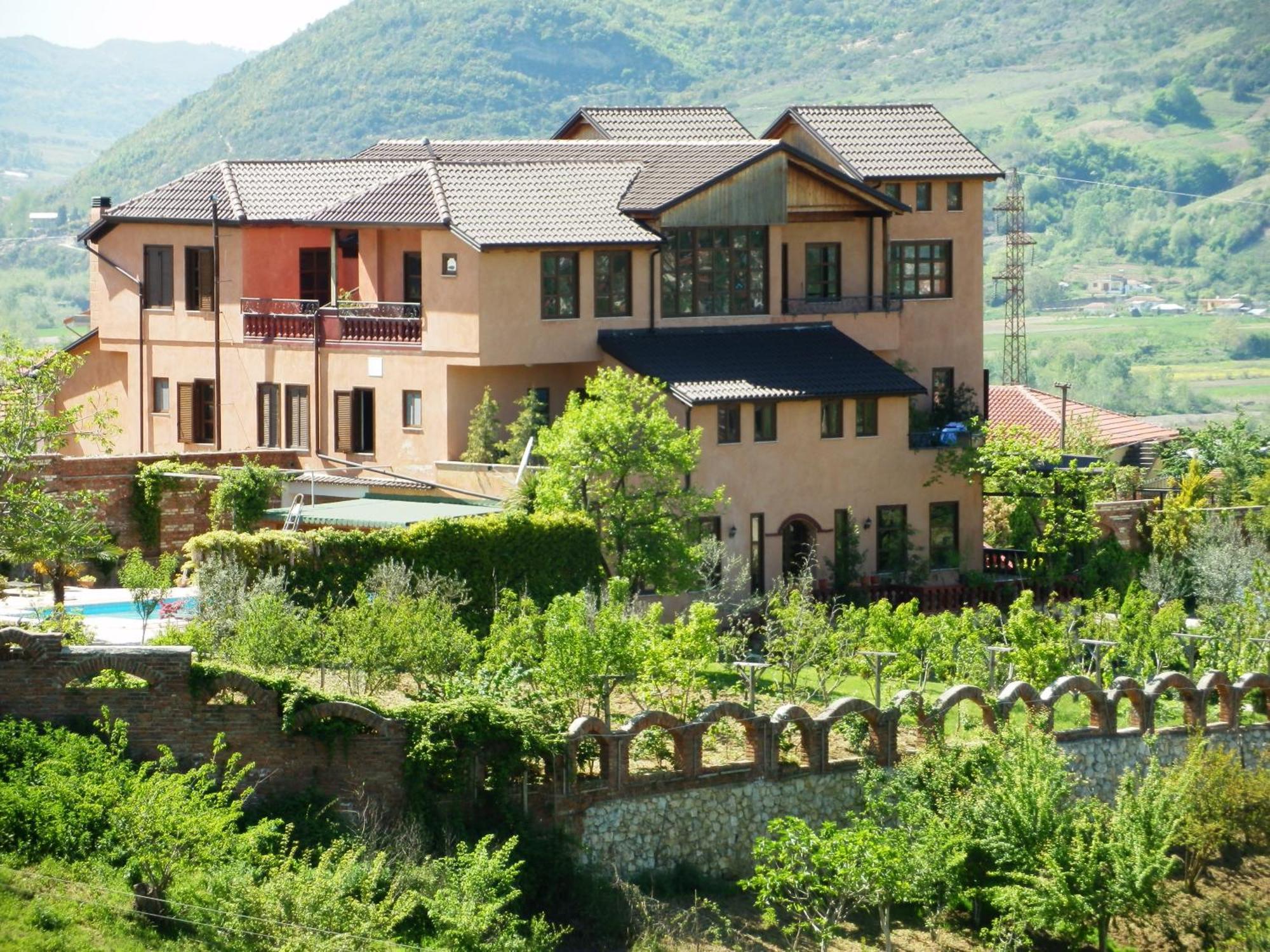 Villa Mugs Laknas Bagian luar foto