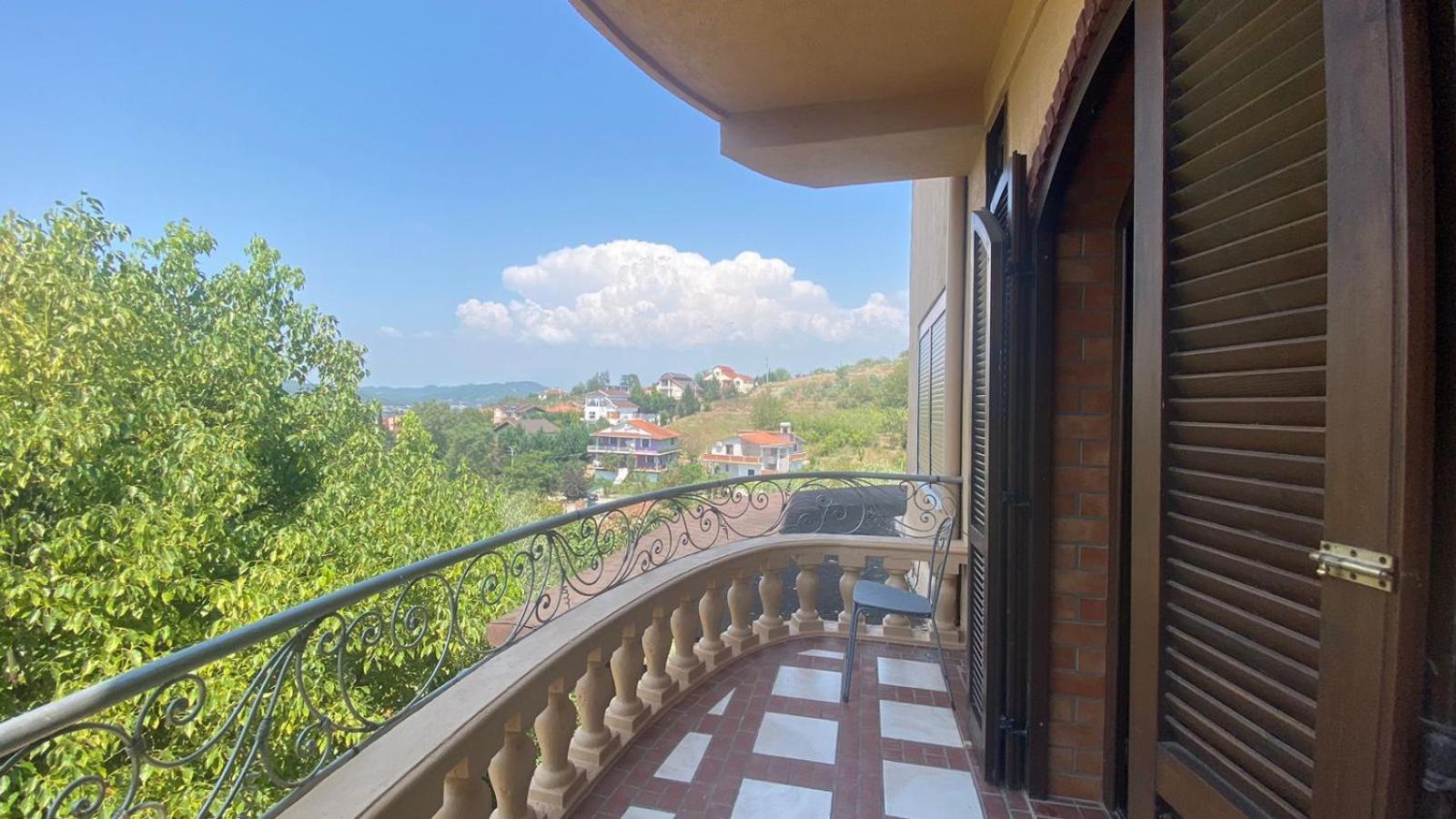 Villa Mugs Laknas Bagian luar foto